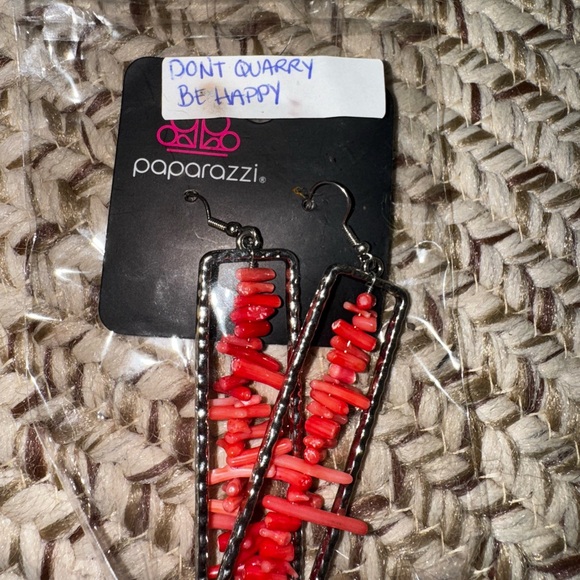 Paparazzi Earrings - Picture 2 of 2